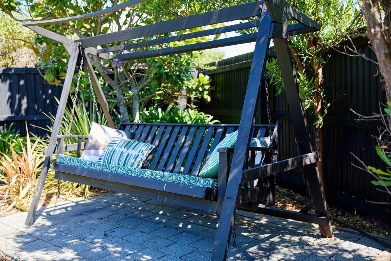 Hideaway - South Bay Villa Кайкура Екстериор снимка